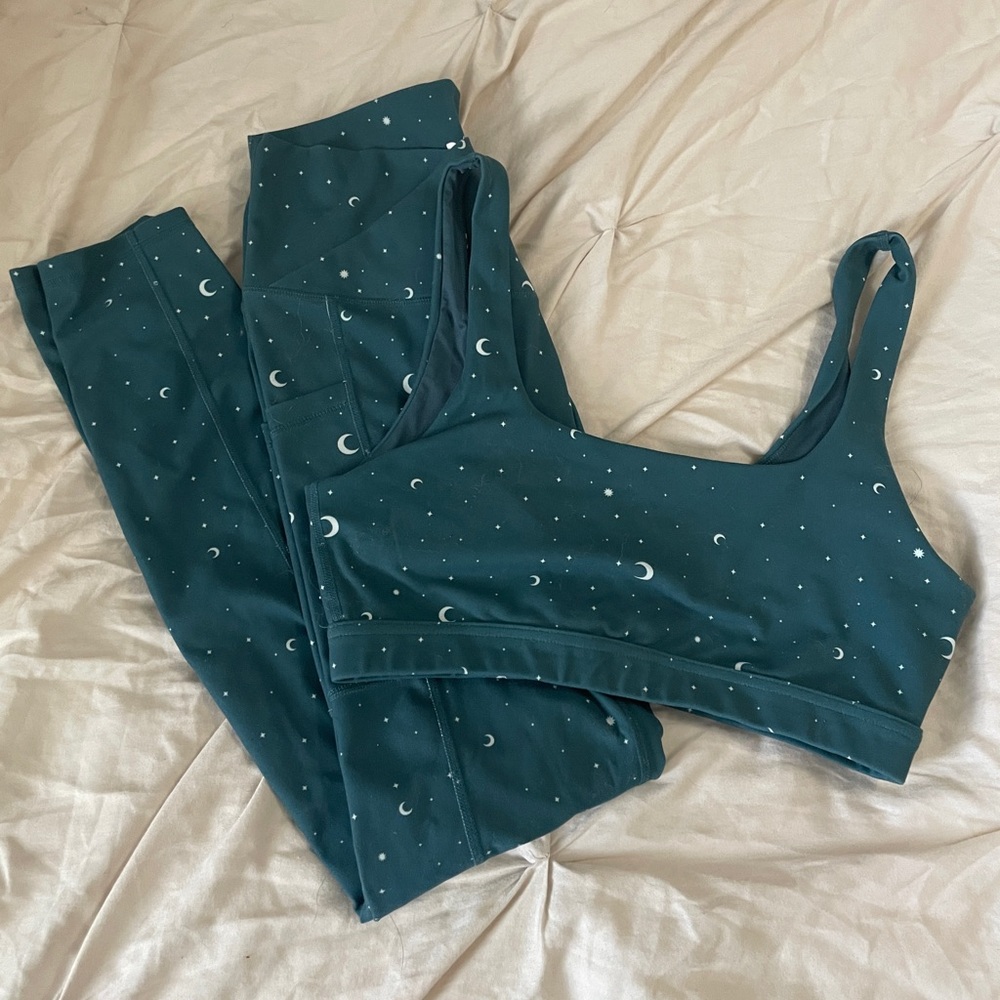 Popflex Tone Bra and Hourglass Legging with Pockets in Teal Constellation